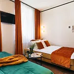 Reset In Estery12 Apartamento *