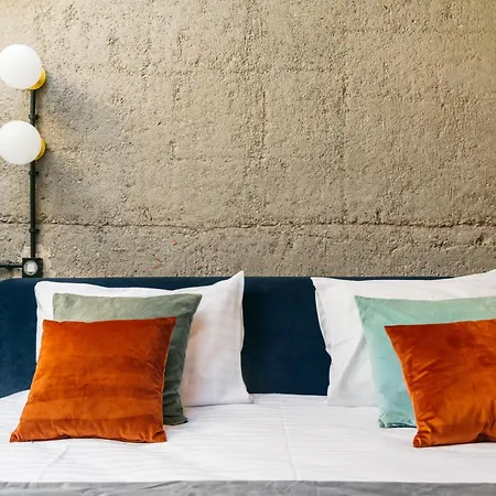 Estery12 By Staylab *