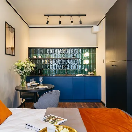 Estery12 By Staylab *